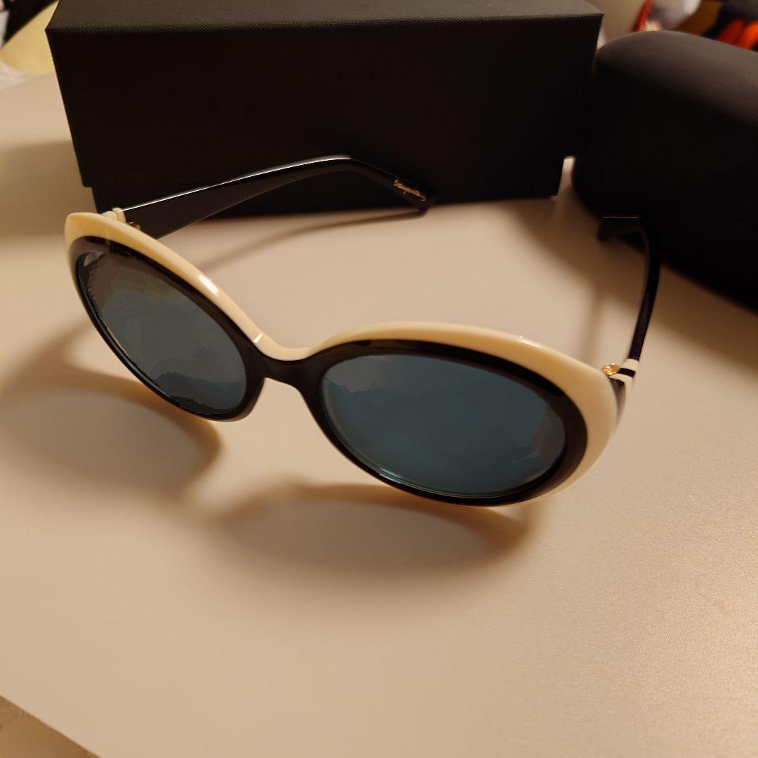 P*e様 GURUGURUサングラス(HYDE)