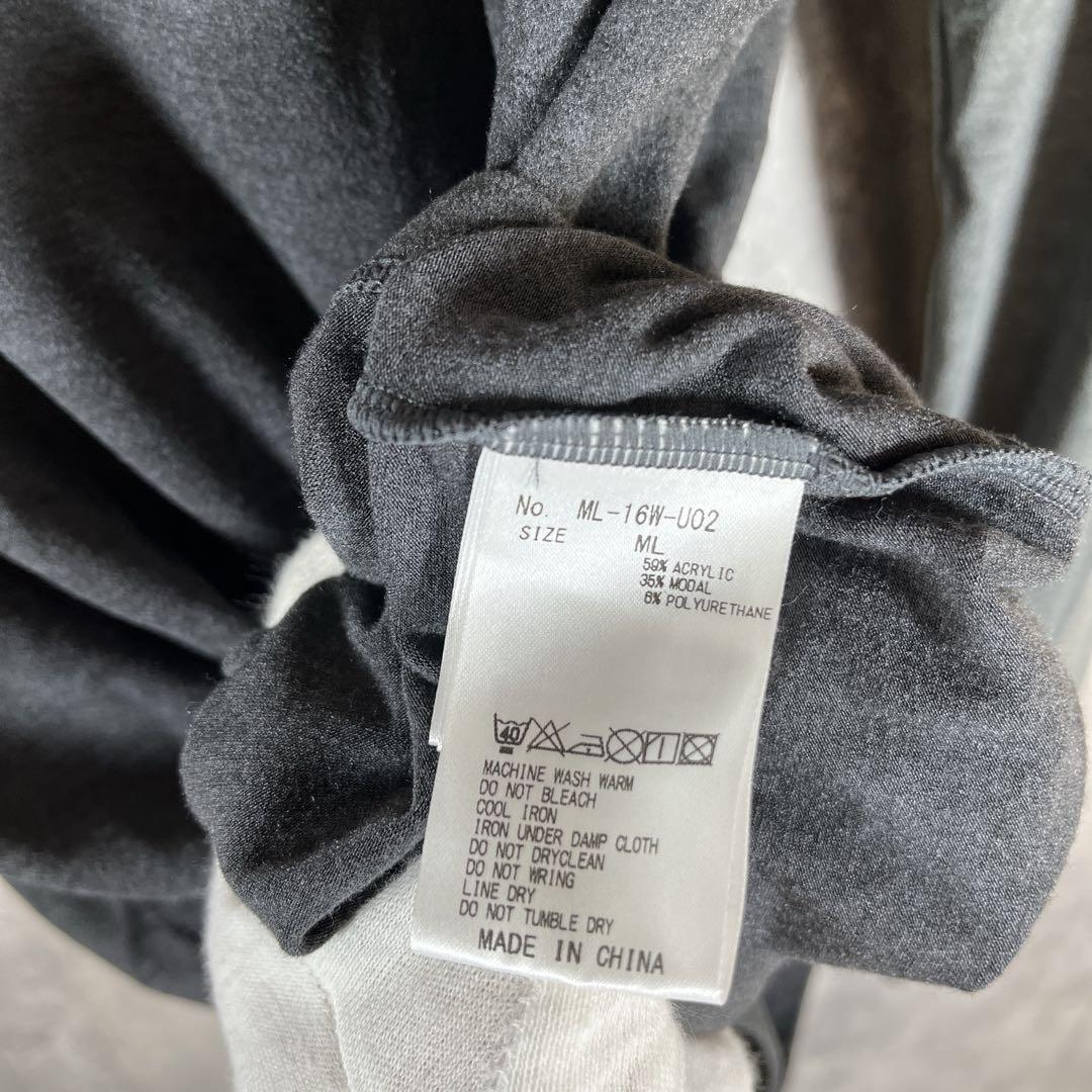 MARK&LONA マークアンドロナ タートルネック 切替カラー首元ロゴ 伸縮性