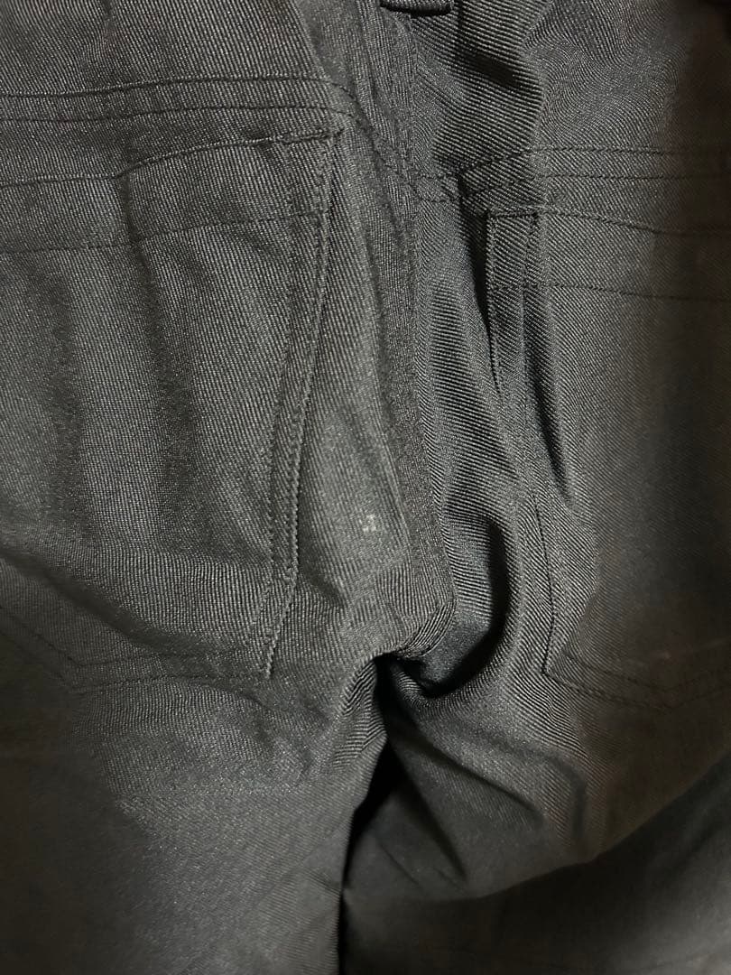 【美品・おまけ付】BURTONキッズスノーボードウェア上下セット