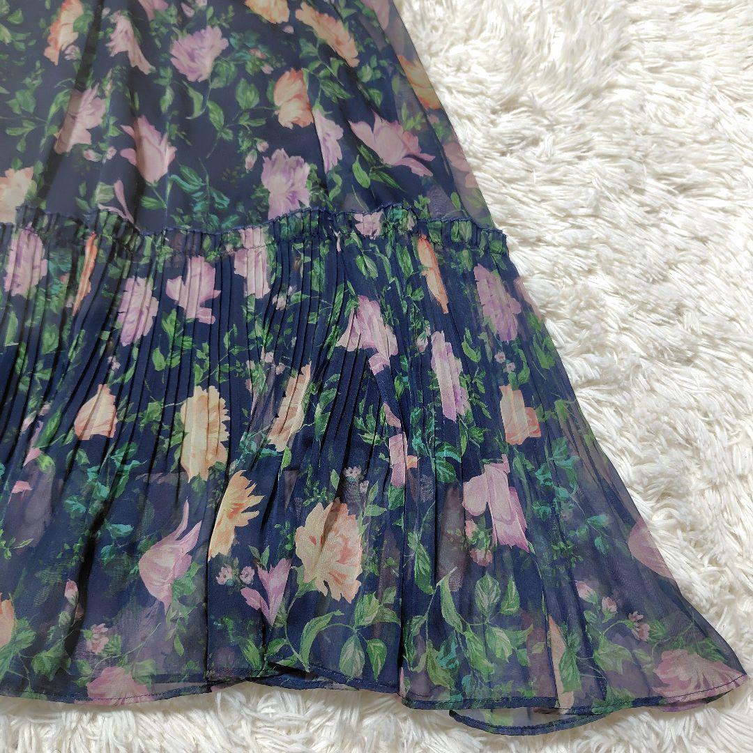 【未使用級♡2025モデル】希少46 ローズティアラ　フラワープリントワンピース