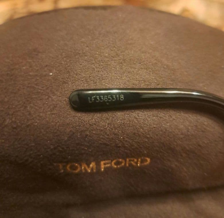 美品 TOM FORD サングラス TF878-D 01A トムフォード