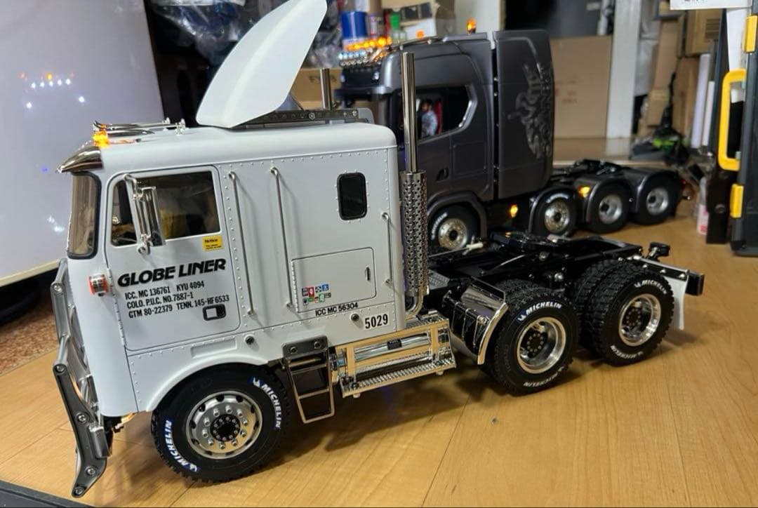 参考出品 グローブライナー 制作例