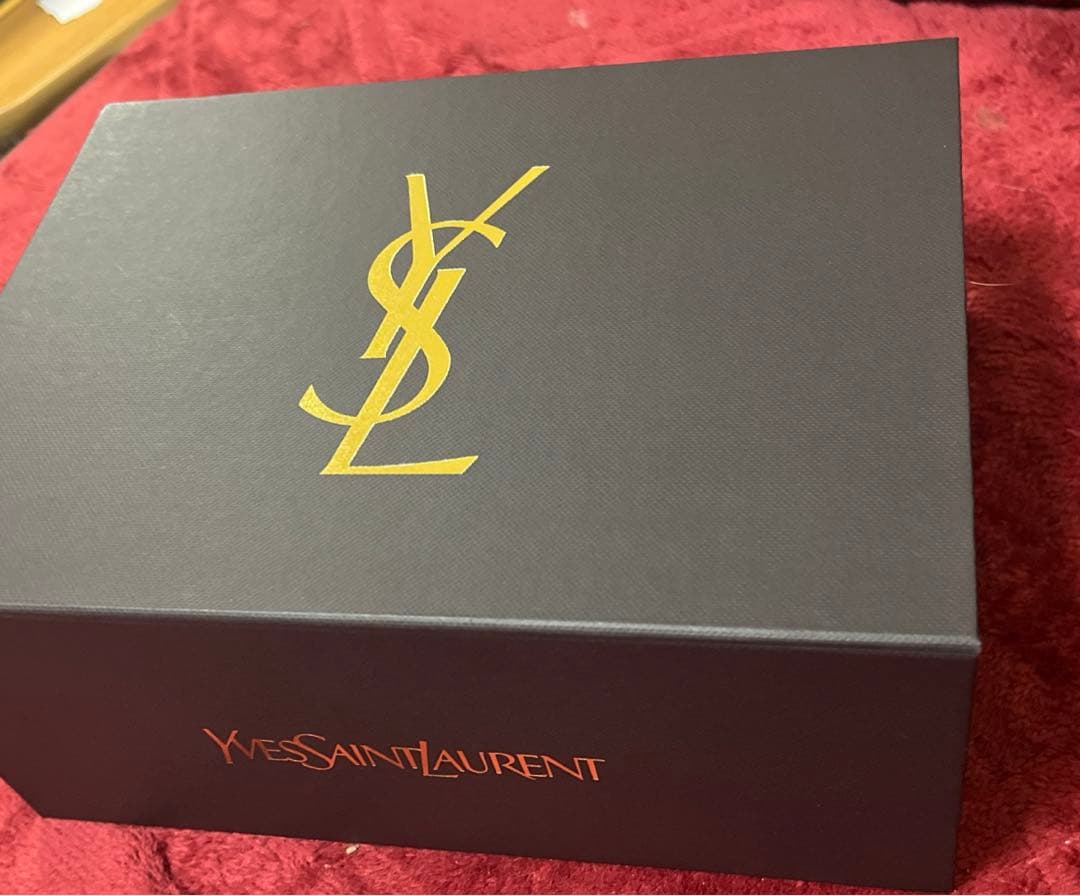 未使用復刻版！数量限定【YSL】クチュール カラー クラッチ 5 デザートヌード