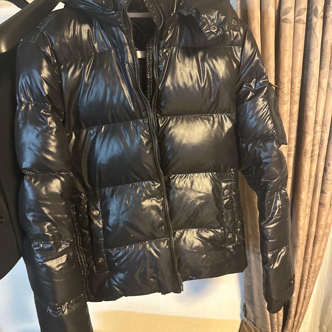 TATRAS フード付き ブラックダウンジャケット