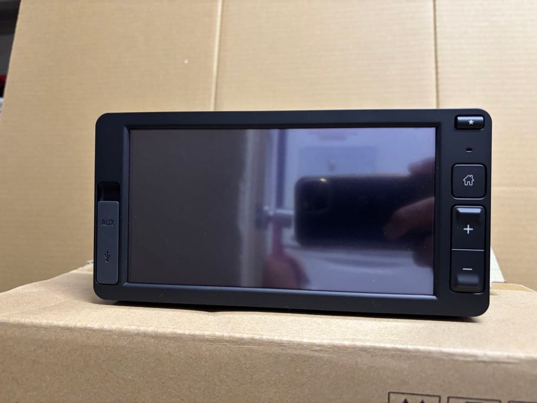 ダイハツ純正 6.8インチディスプレイオーディオハイゼットトラック 新車外し