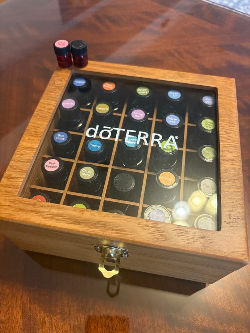 doTERRA エッセンシャルオイルセット ウッドボックス付き