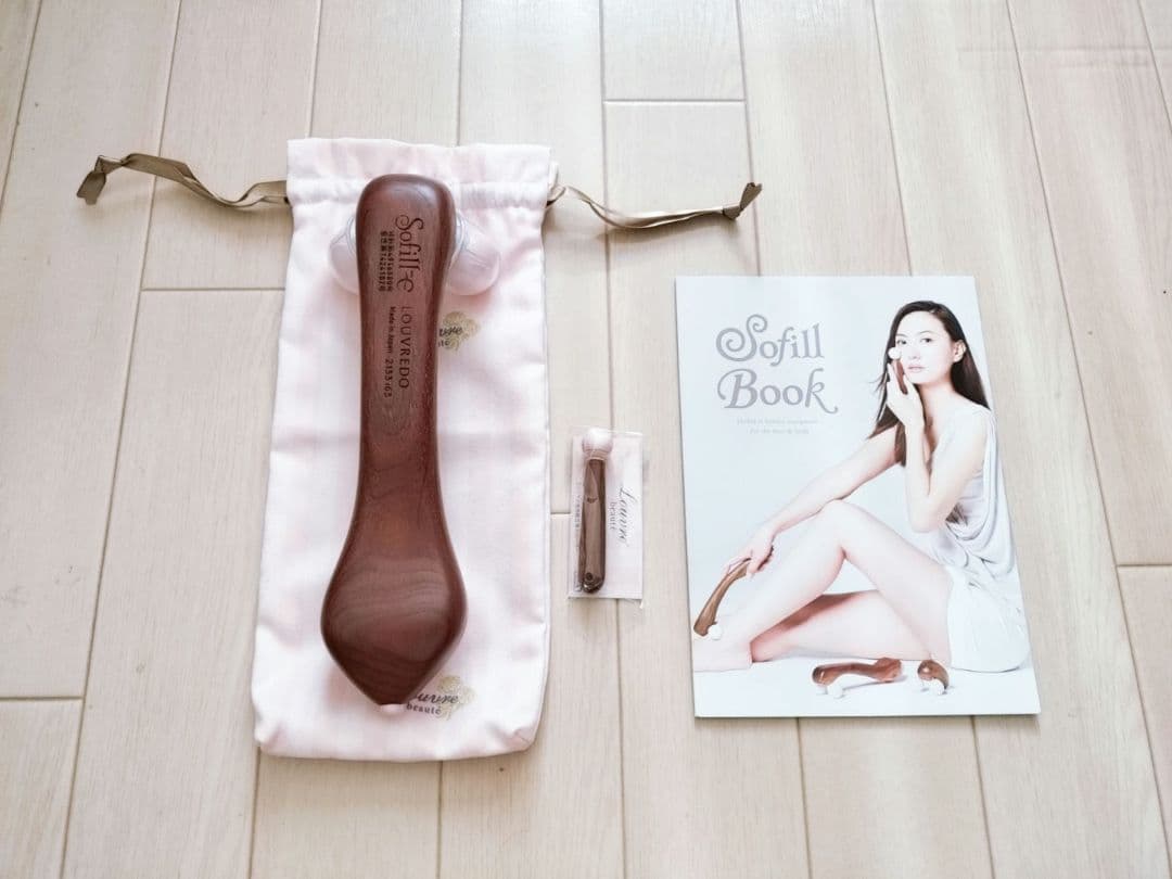 LOUVREDO ソフィル-e 美顔ローラー