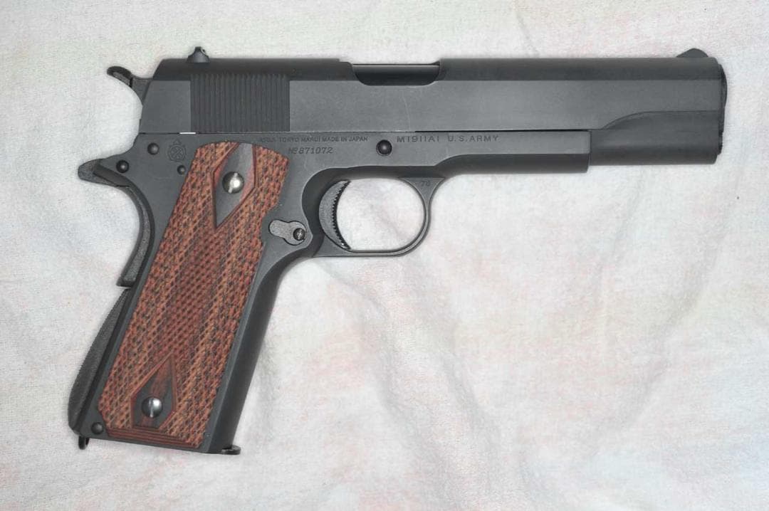 東京マルイ M1911A1 ガバメント 木製グリップ USED品 ケース付き
