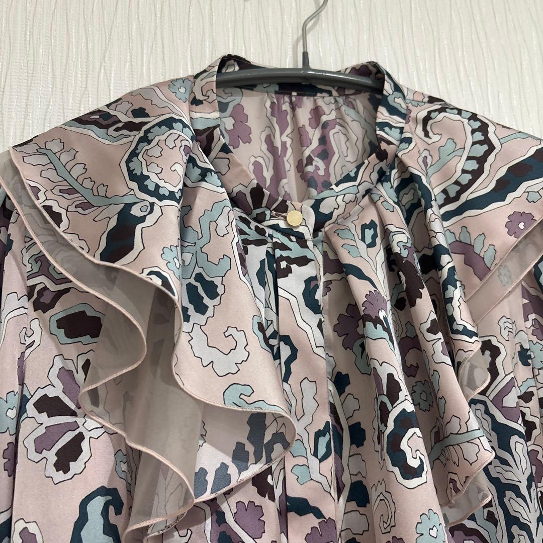 美品ANAYIアナイモダンペイズリーフリルブラウス38Mサイズピンク