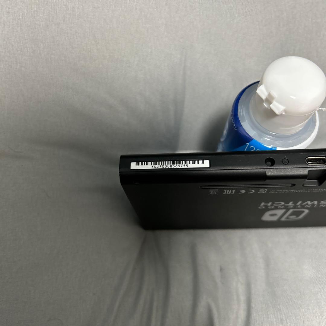 美品　ニンテンドースイッチ 本体 のみ　2019年製