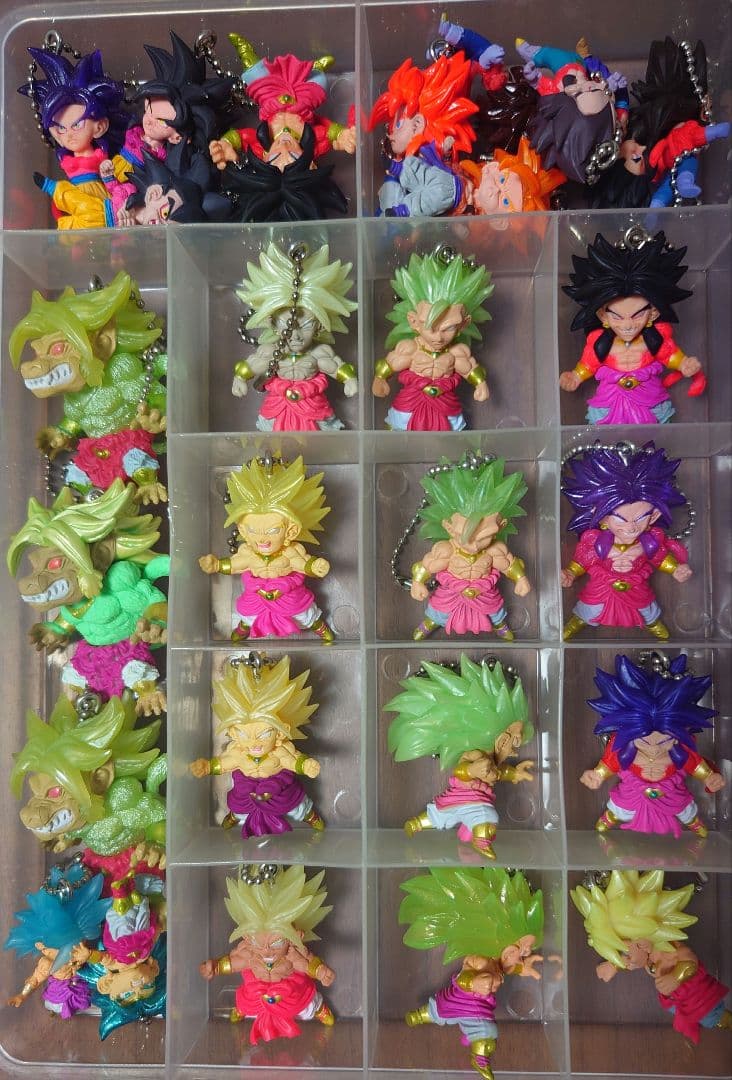 ドラゴンボール　UDM　ガチャ　キーホルダー　コンプリート　大量　HG DG
