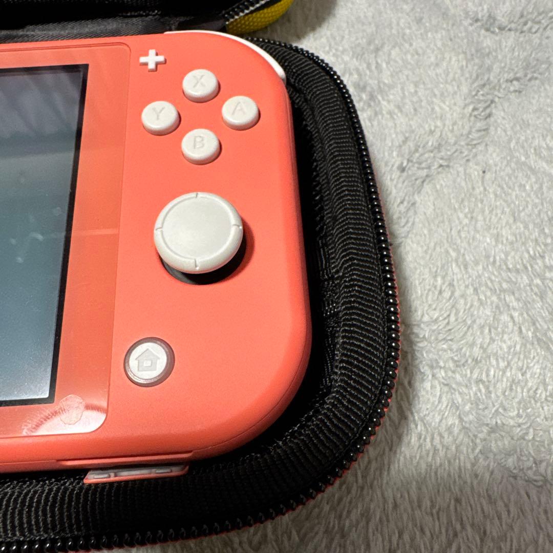 ケース＆SDカード＆充電器　付きNintendo Switch Lite 本体