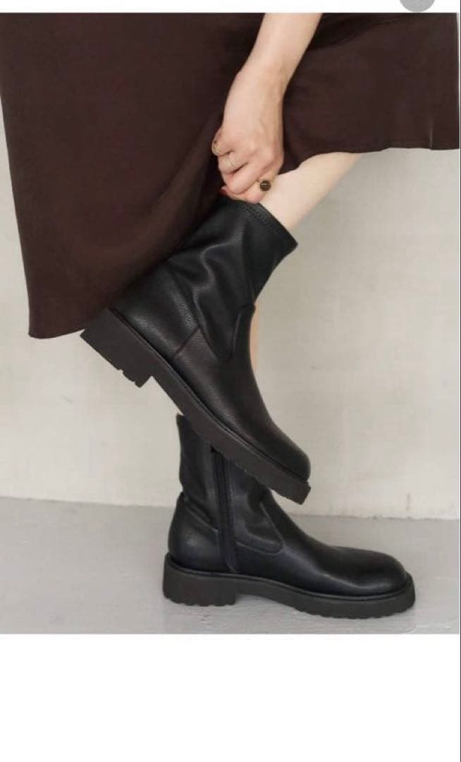 LE TALON 3.5cmトラックソールフィットショートブーツ　Sサイズ