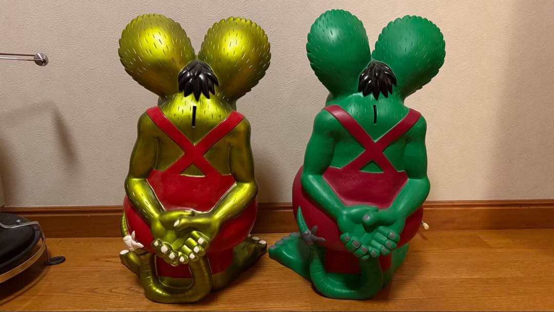 ラットフィンク ソフビ ビッグバンク メタリック／ノーマルカラー 2体セット