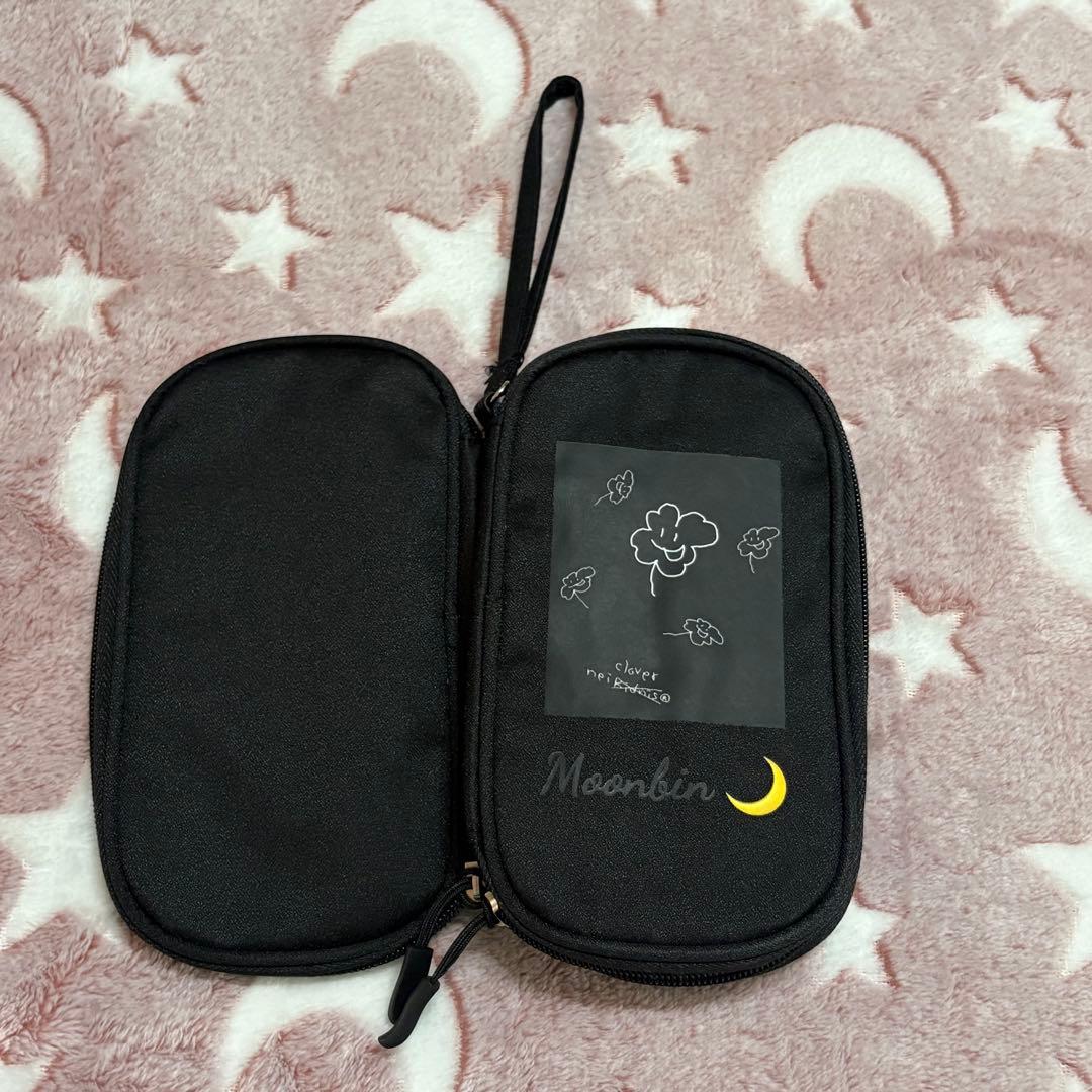 おまとめ中ムンビンクローバー電子機器収納ケース