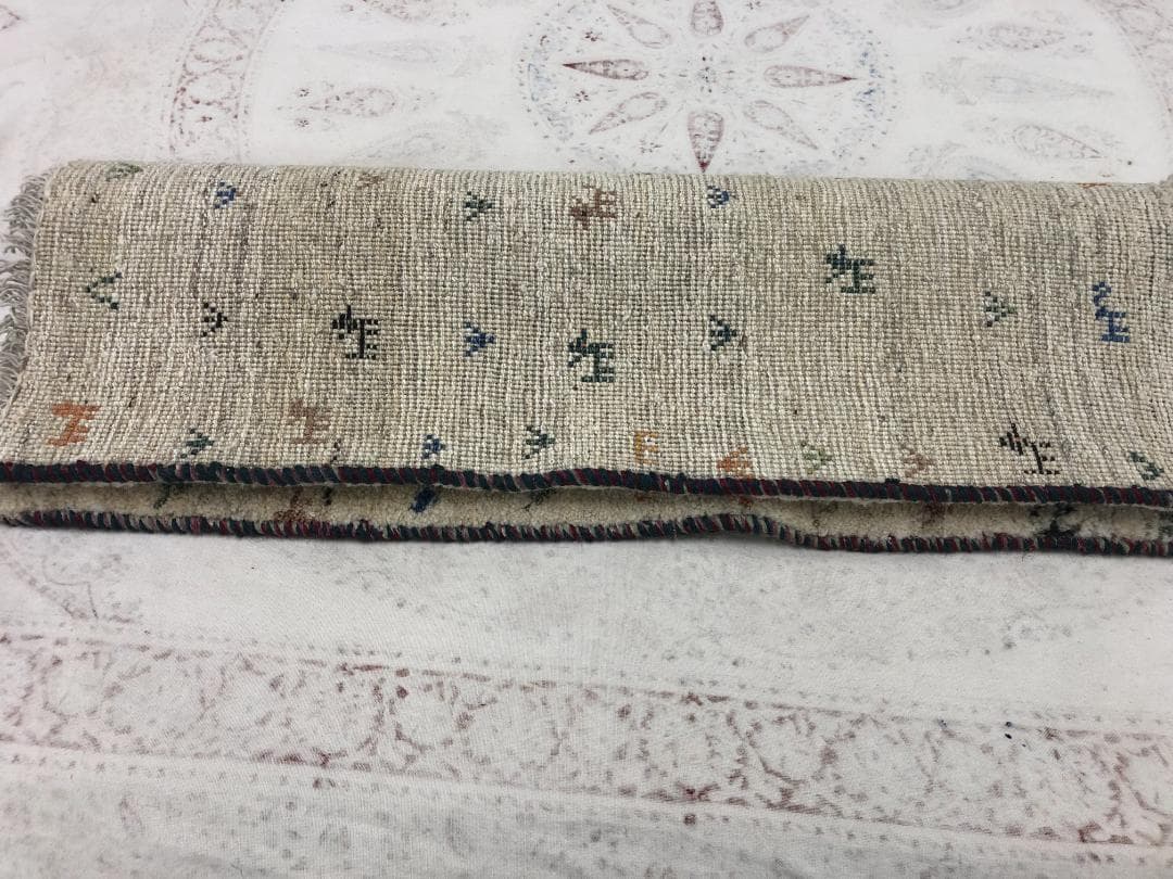 ギャベ イラン産 66×86 K-33