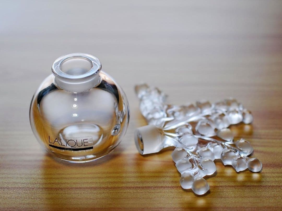 未使用品 ラリックLALIQUEクリスタル 香水瓶すずらんクレールフォンティーヌ