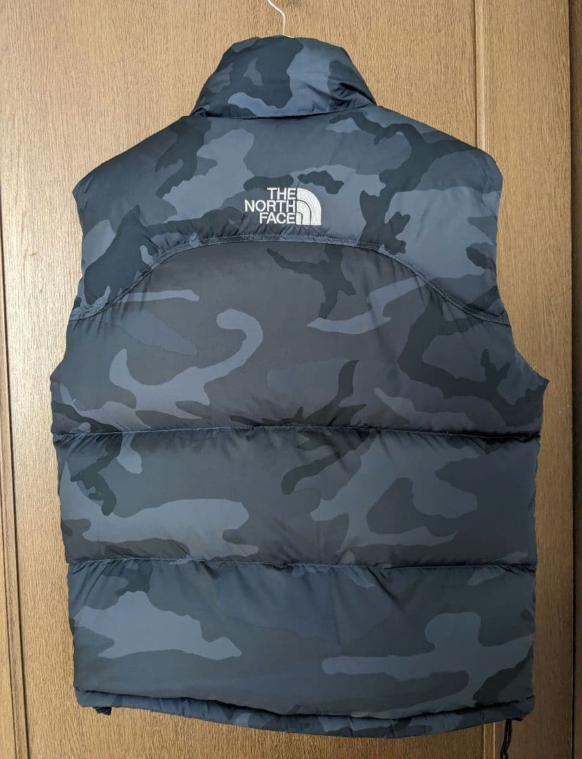 【美品】 NORTH FACE 迷彩ヌプシダウンベスト ND01587