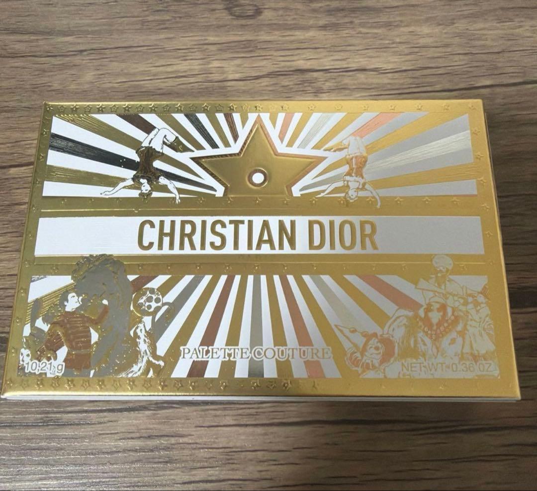 Dior クチュール アイ パレット クリスマスコフレ　ホリデー2025