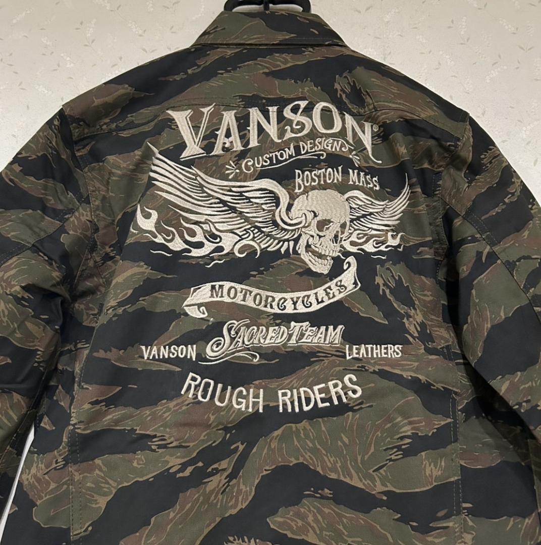 ＊VANSON タイガーカモ スカル 羽 刺繍 ワッペン つなぎ L