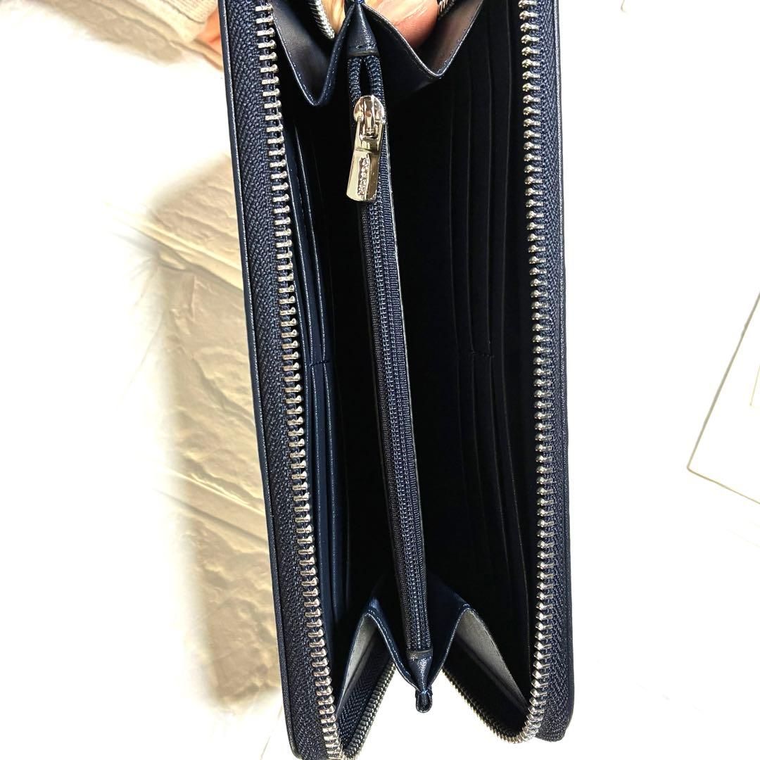 COACH 長財布 ホワイトネイビー　シグネチャー　ラウンドジップ　PVC