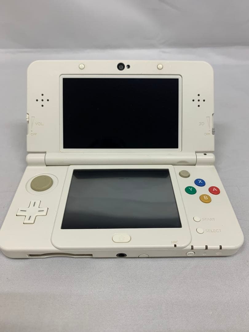 Newニンテンドー3DS本体 ディズニーマジックキャッスル2 同梱パック　セット
