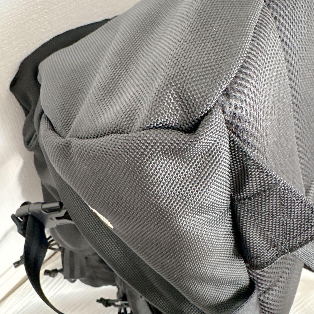 NEW ERA ニューエラ キャリアパック 35L ブラック バックパック大容量