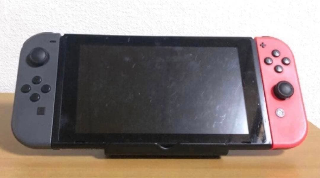 Nintendo Switch スイッチ 本体 ジョイコン付 旧型 2018年製