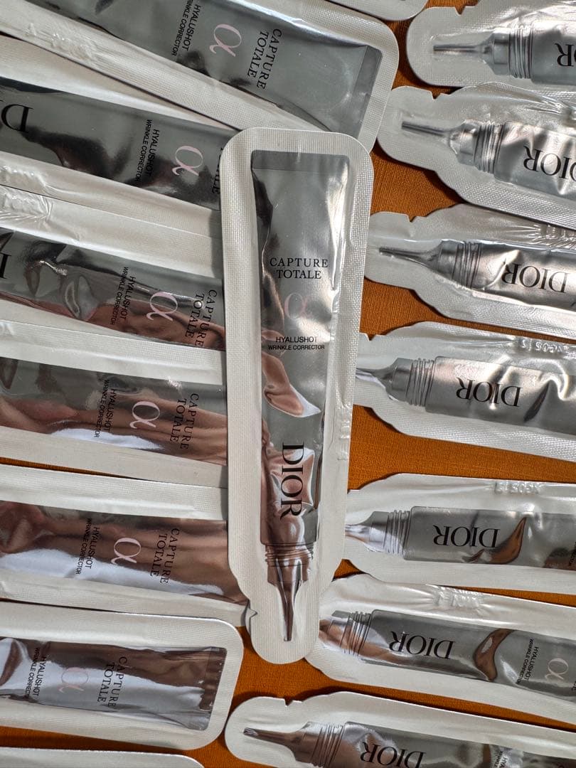 DIOR カプチュールトータルヒアルショットサンプル1ml ディオール 24個