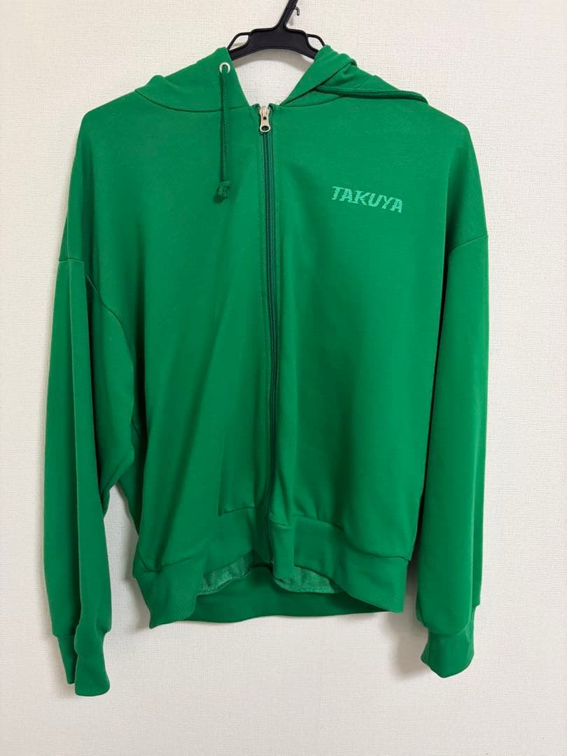 超特急 パーカー タクヤ L