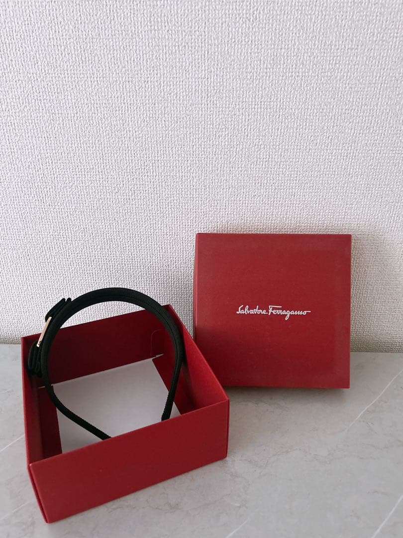 遊戯王ショップハーピィSalvatore Ferragamo カチューシャ
