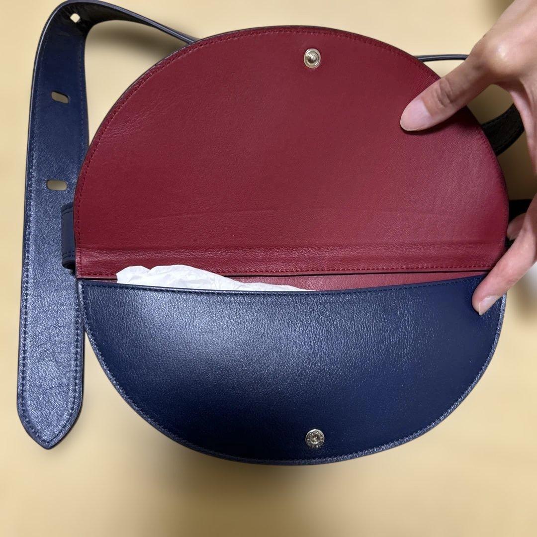 J&M DAVIDSON ネイビー ハーフムーン ボディバッグ