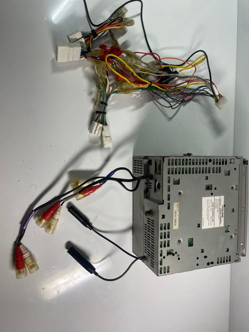 C*S様 アルパイン 2DINサイズ3枚CDチェンジャー MDデッキ　MDA-W