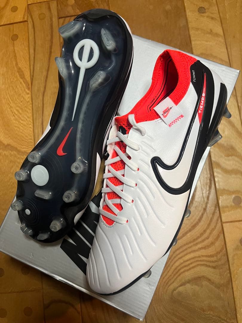 新品　廃盤カラー　ナイキ　ティエンポ　レジェンド10 エリート FG 25cm