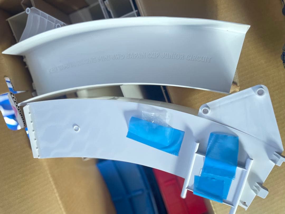 タミヤ ミニ四駆 ジャパンカップ ジュニアサーキット （赤/青/白）