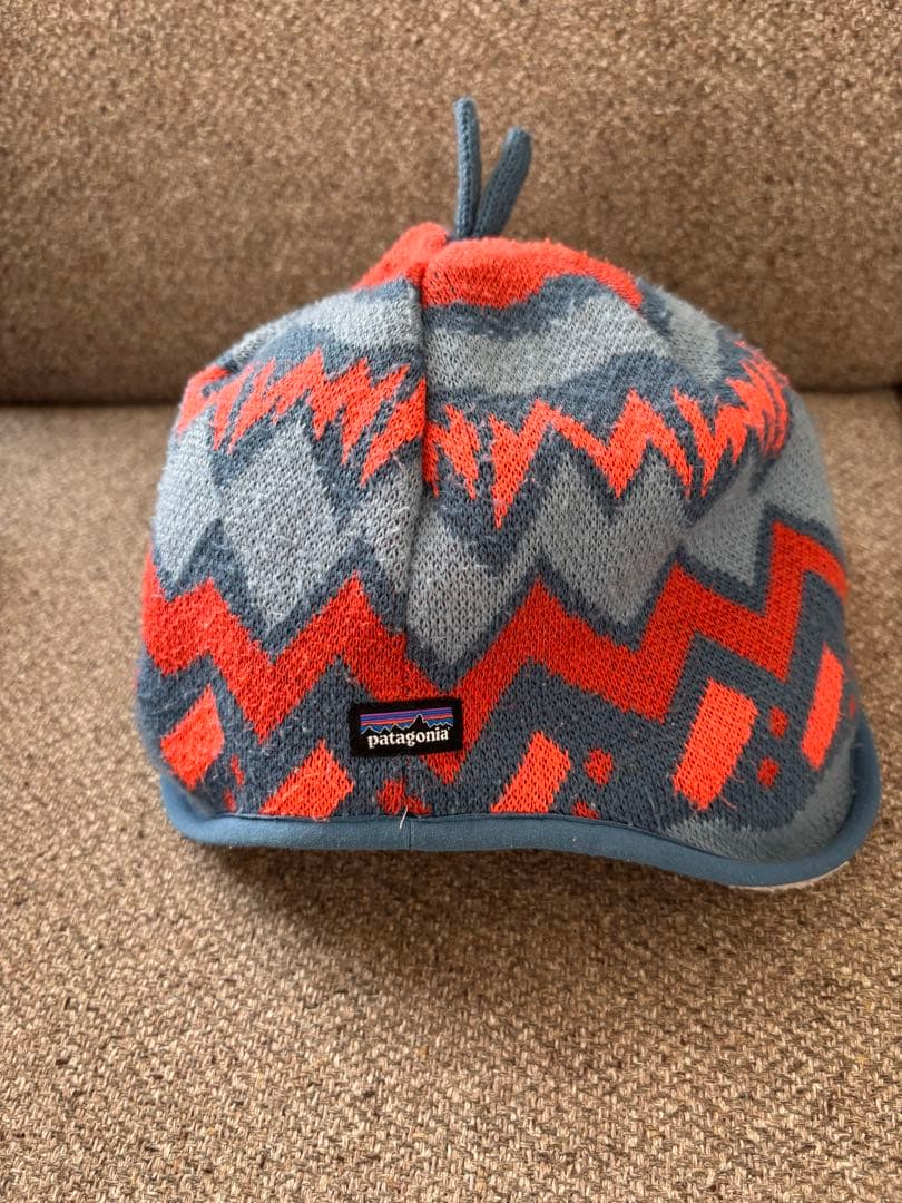 パタゴニア　Patagoniaスノージャンプスーツ110&帽子