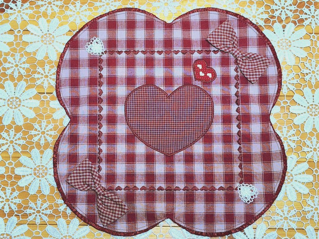 アメリカンカントリー雑貨♥サンタさんからの贈り物★飾り彫りハート❤️バスケット