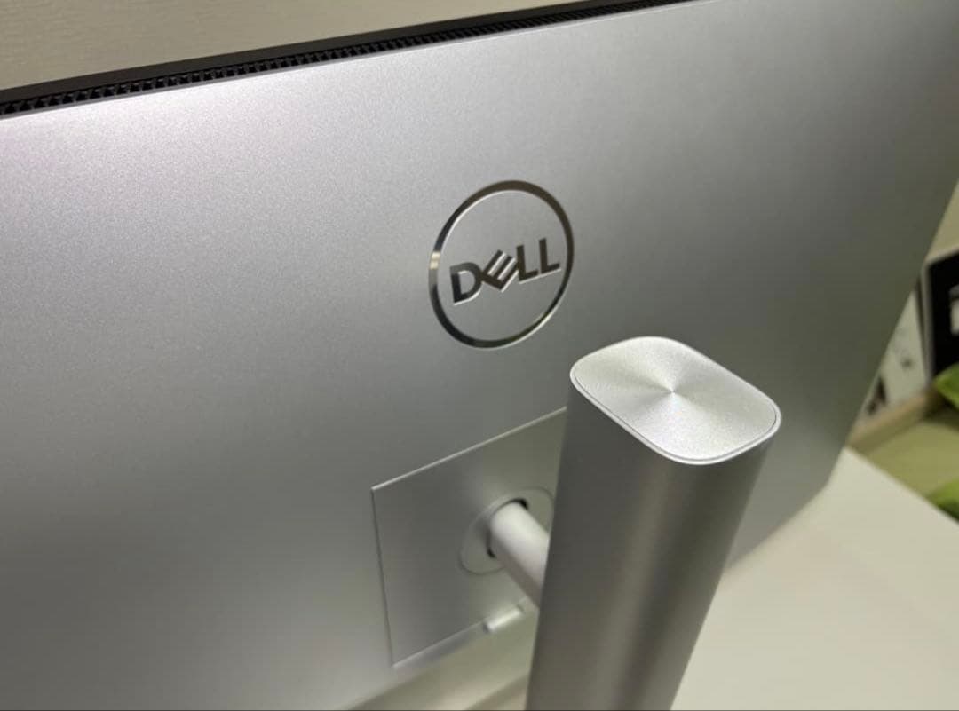 Dell U3223QE 32インチ 4K IPS Black 元箱付 美品