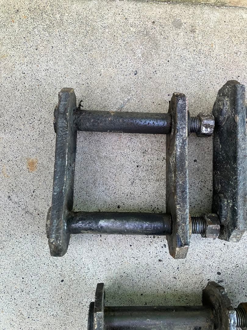 純正シャックル中古品4つセット、ランクル40