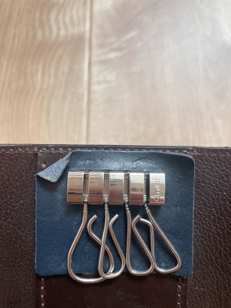 pooh　＊ワイルドスワンズ　ダカール　クロコダイル　チョコレート