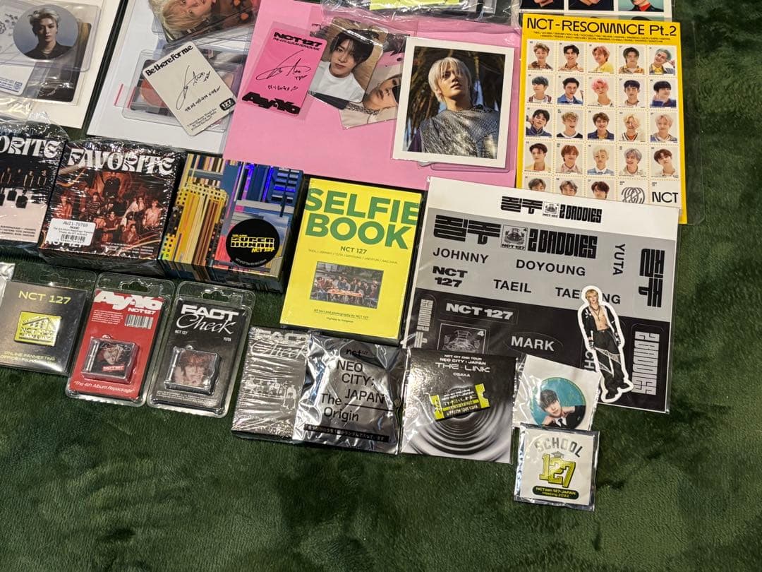 【まとめ売り】NCT127 ユウタ 雑貨 まとめ売り（トレカ・アクスタ・小物）