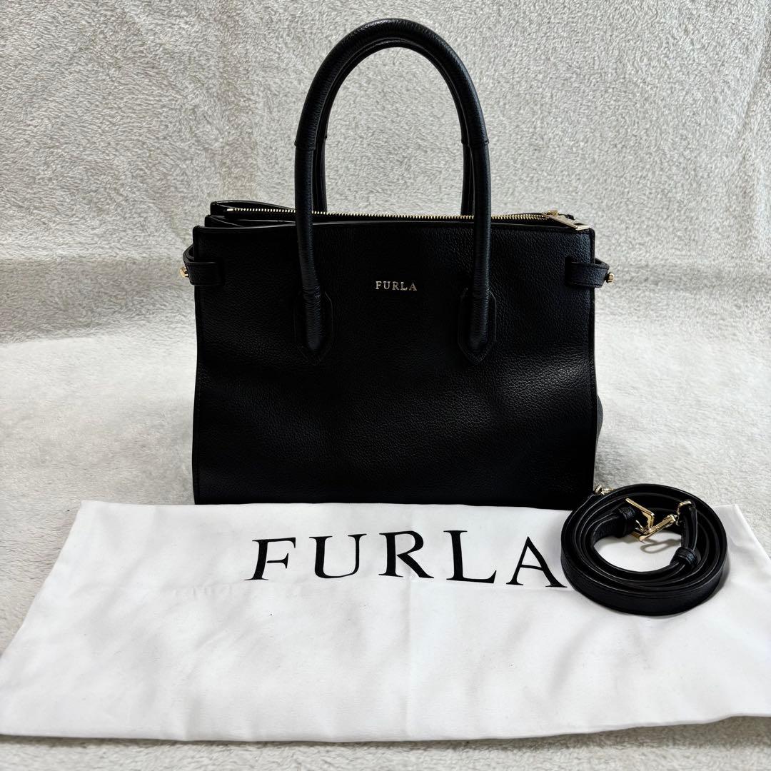 ✨️美品✨️ FURLA フルラ ハンドバッグ 2WAY レザー ブラック ピン