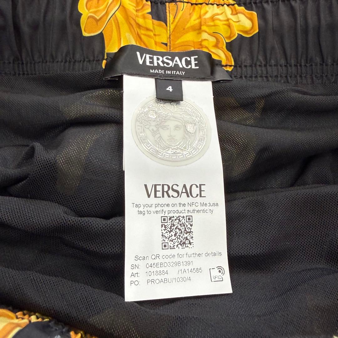 VERSACE ヴェルサーチェ ショートパンツ 48