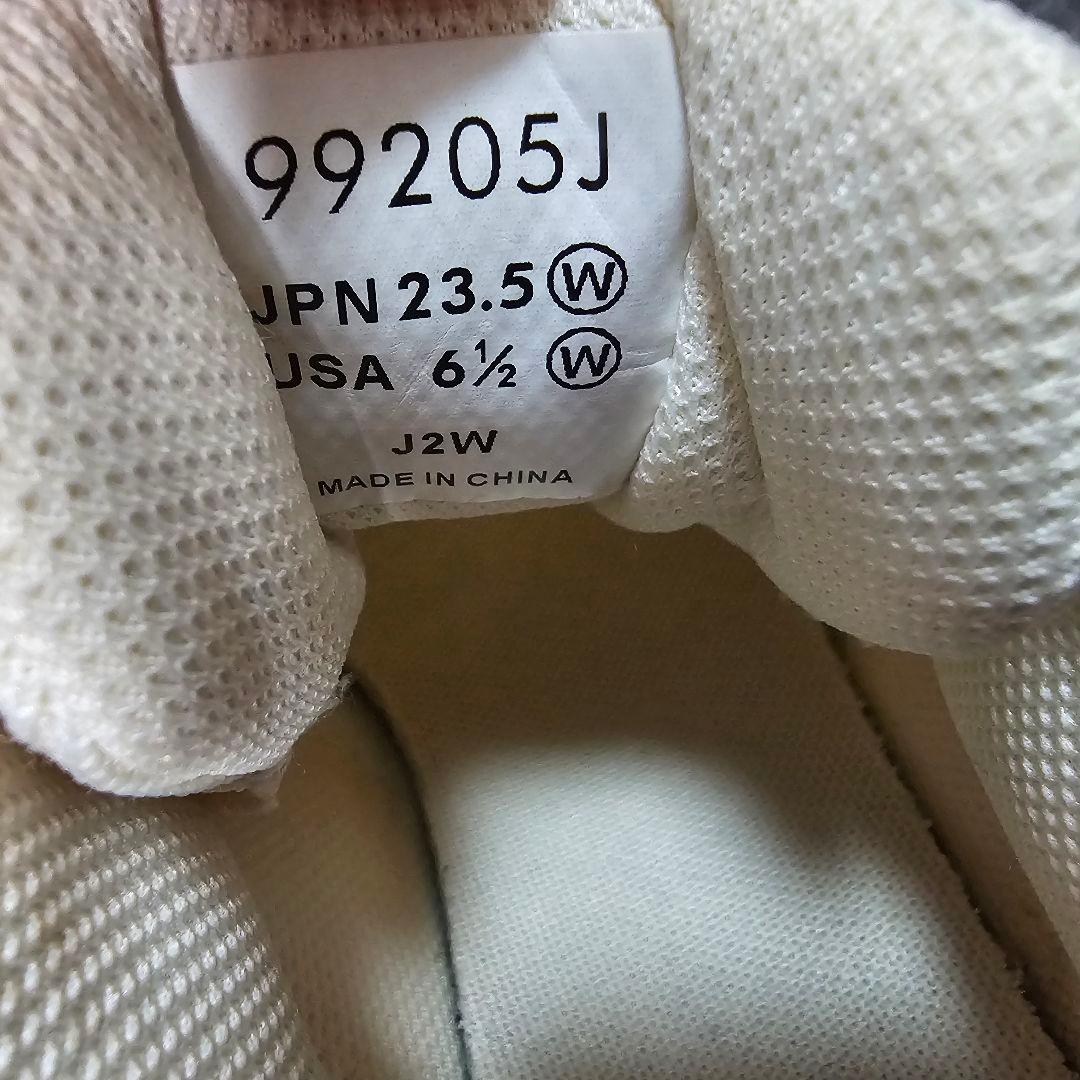 極美品【フットジョイ】パフォーマ スパイクレス ゴルフシューズ 23.5cm