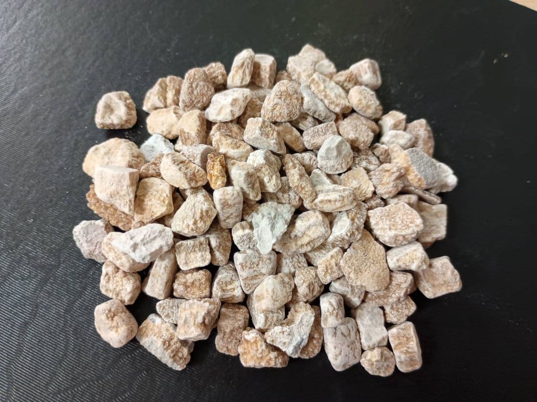 ★秋田発『北投石』２０４グラム 100%本物!!秋田玉川温泉産✨年末年始セール✨