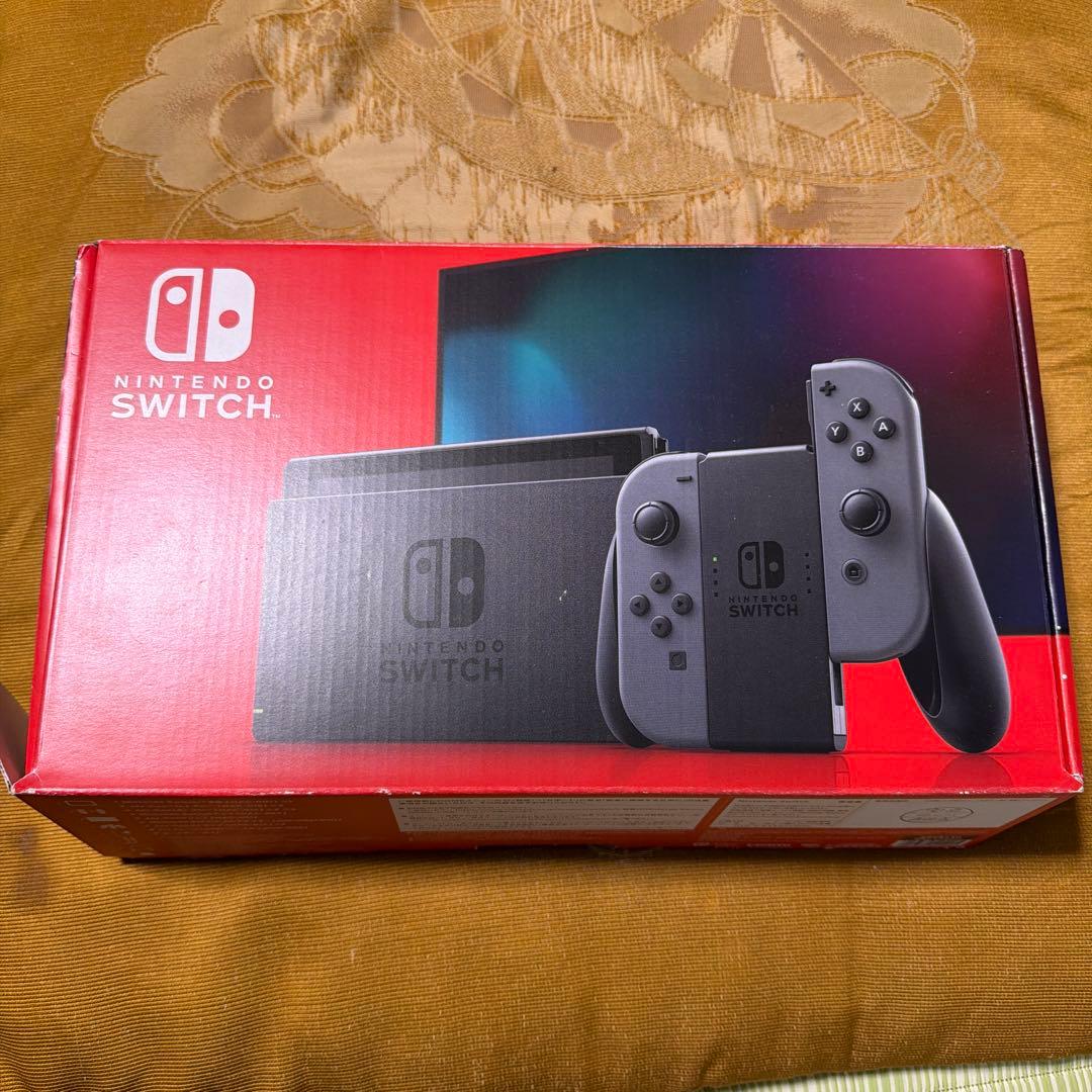 Nintendo Switch 本体 グレー　モニター黄ばみあり