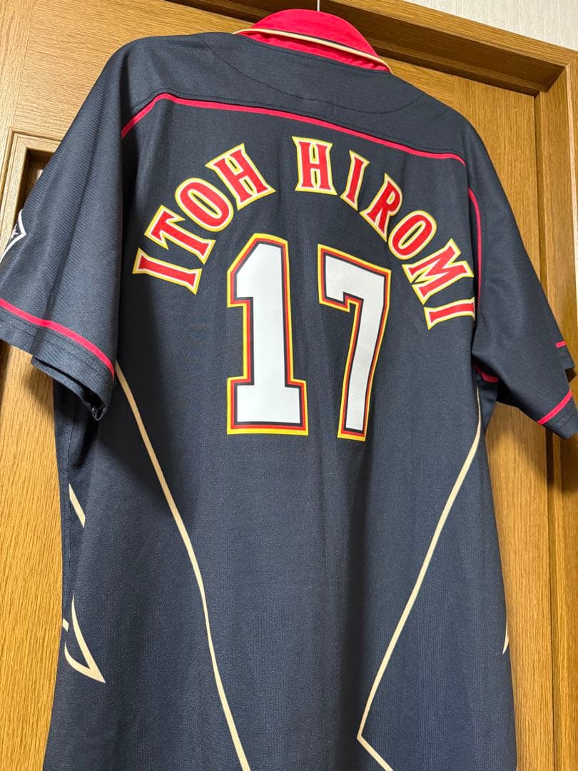 伊藤大海　ガソスタユニ　Lサイズ