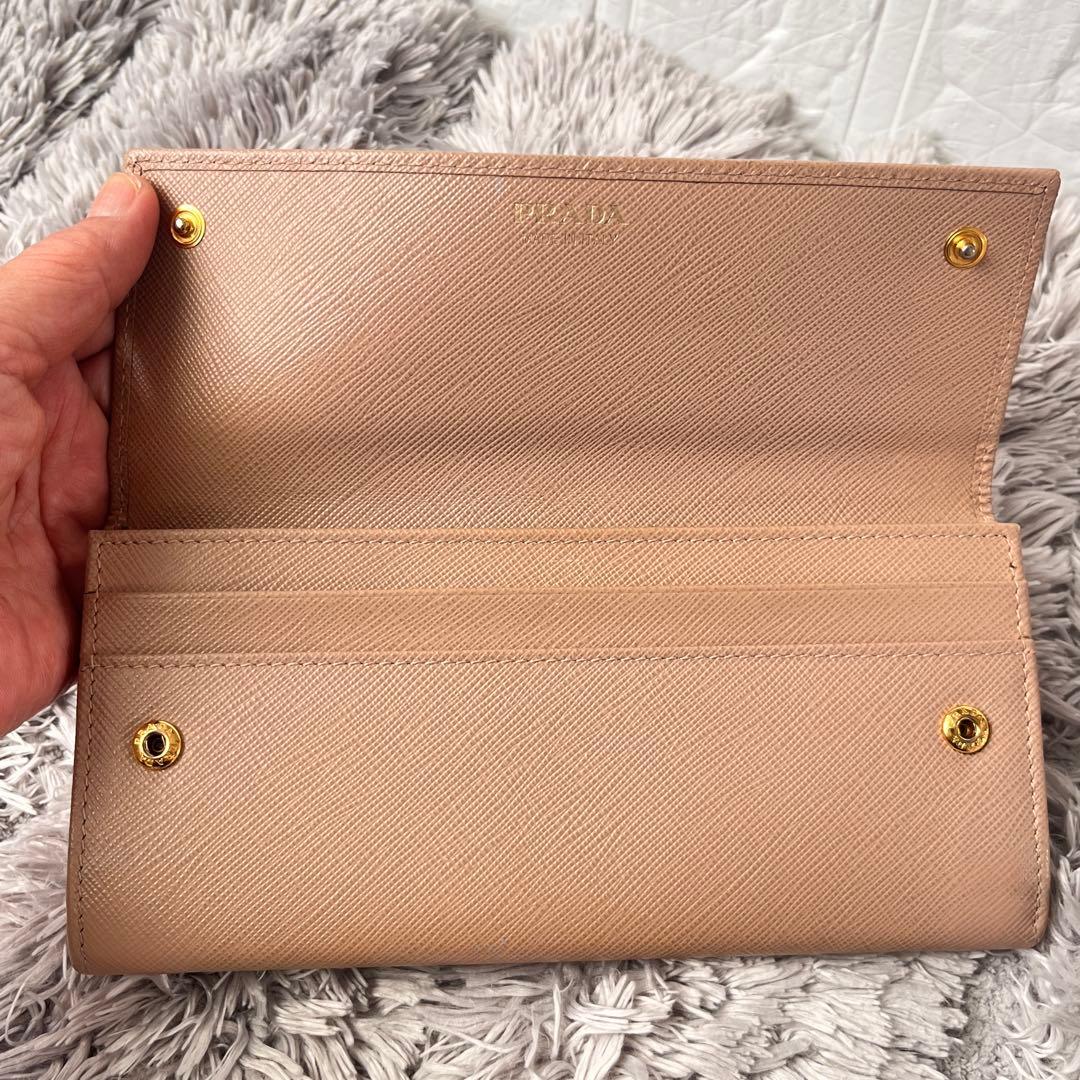 PRADA✨　レア　がま口財布　サフィアーノ　三角ロゴ　ベージュ　レディース