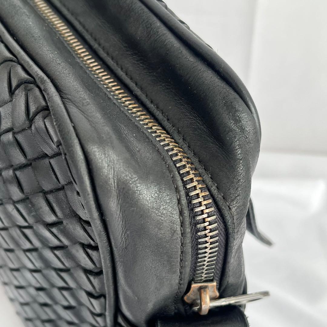 ✨️極美品✨️ BOTTGAVENETA イントレチャート ショルダーバッグ　黒