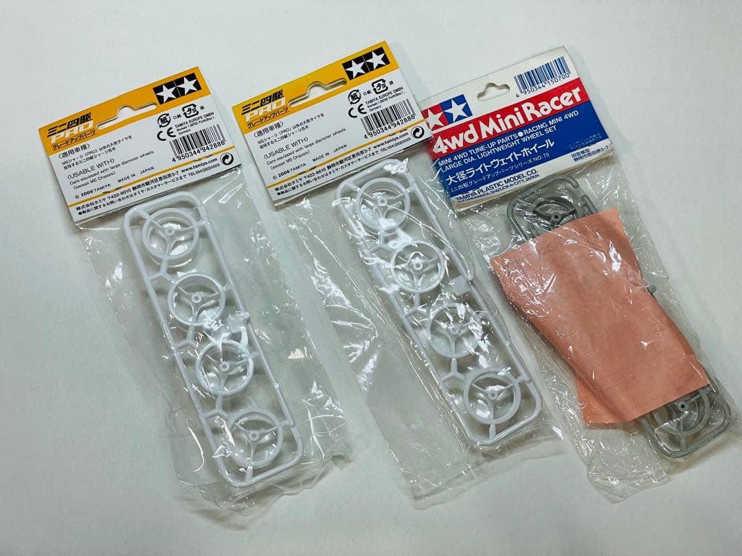 ミニ四駆　大径ライトウェイトホイール　6色8個セット